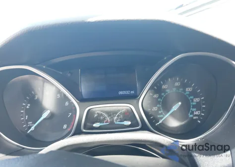 2014 Ford Focus Se z USA, uszkodzony, nr VIN 1FADP3K26EL238606